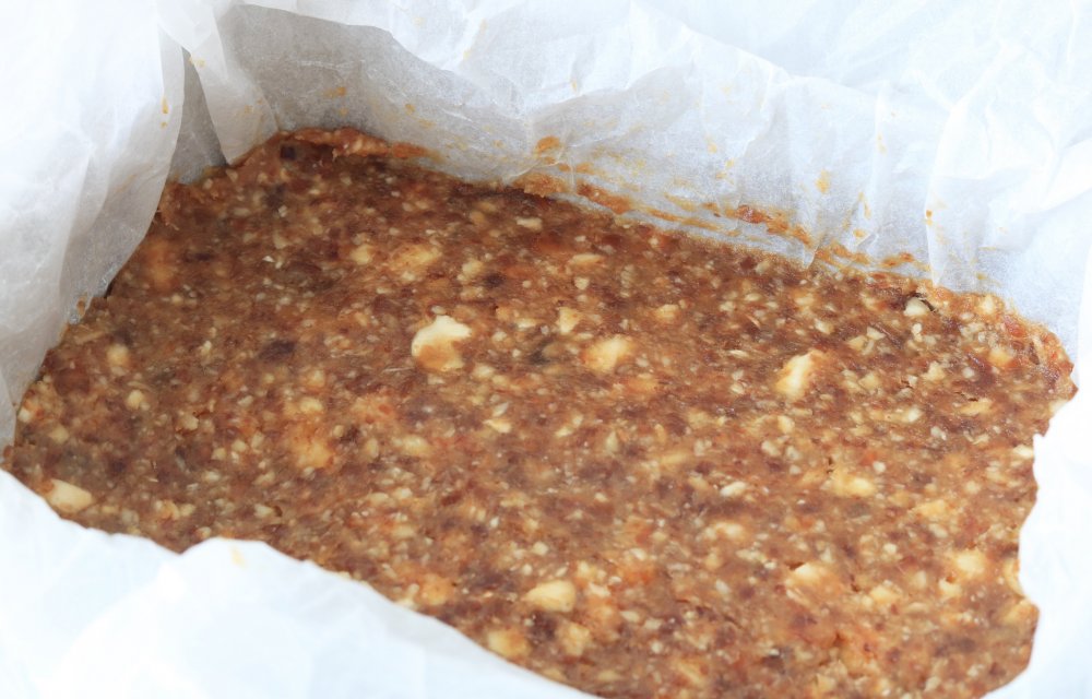 DADEL NOTENBODEM FUDGE BARS - CHICKSLOVEFOOD