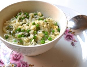 Risotto met erwtjes en camembert