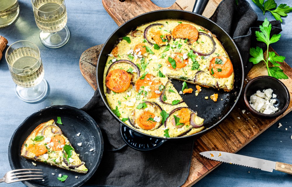 Zoete aardappeltortilla met feta