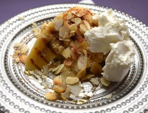 Gegrilde banaan met kokos