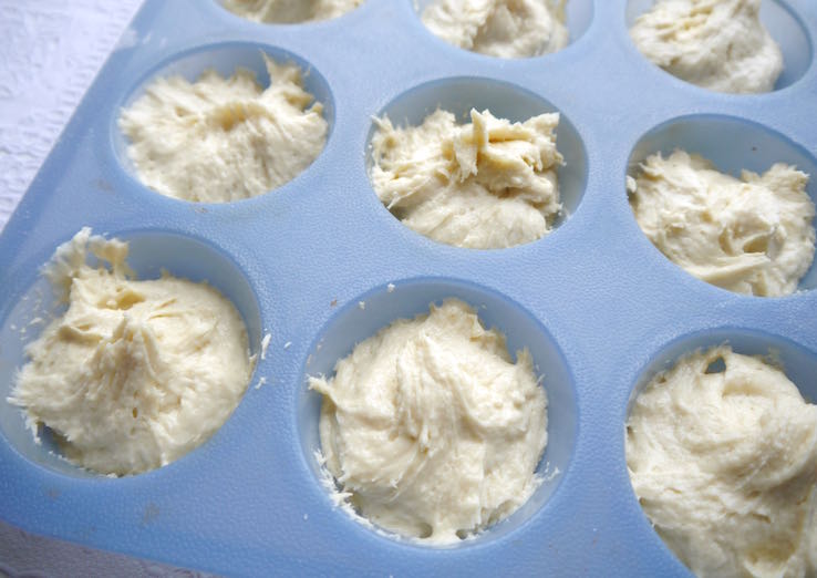 MUFFIN VORM DONUT KANEEL