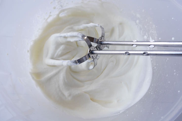 SLAGROOM MERENGUETAART