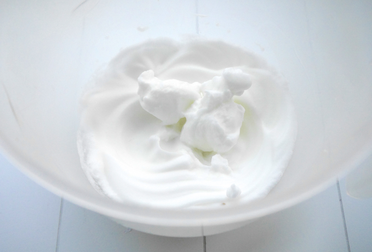 EIWIT OPGEKLOPT PISTACHE AMARETTI'S