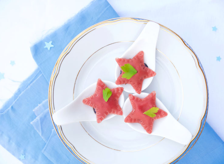 BIETENRAVIOLI MET GEITENKAAS