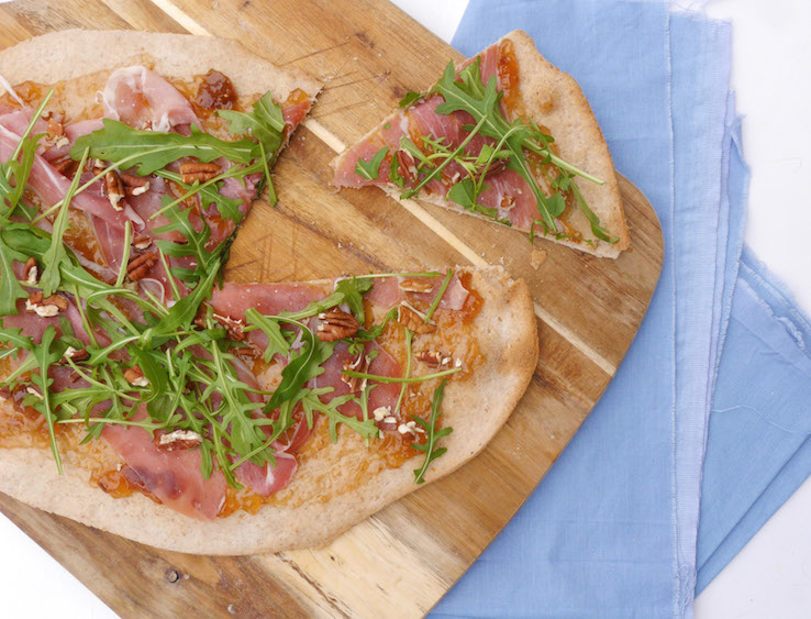 FLAMMKUCHEN VAN SPELT MET PARMAHAM3