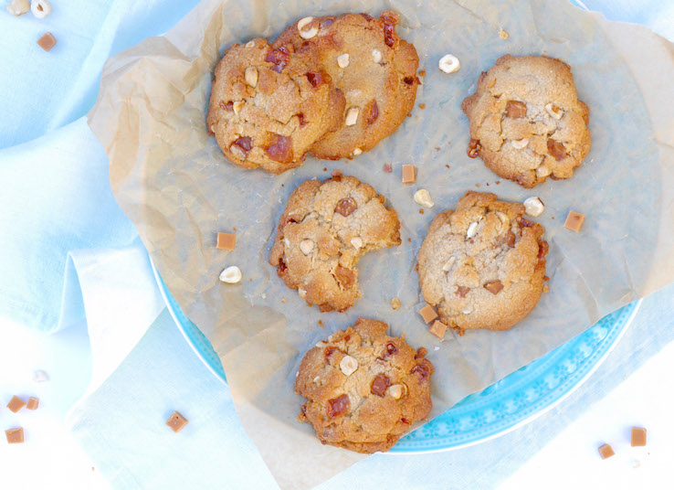 FUDGE KOEKJES MET WITTE CHOCOLADE EN HAZELNOTEN5