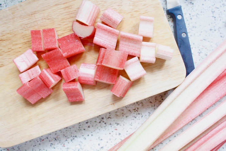 healthy rabarber crumble