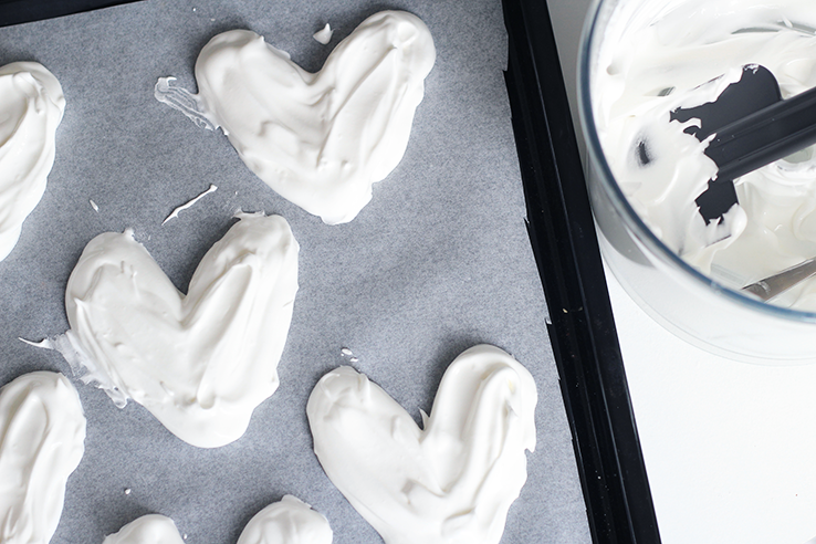 meringue hartjes vormen