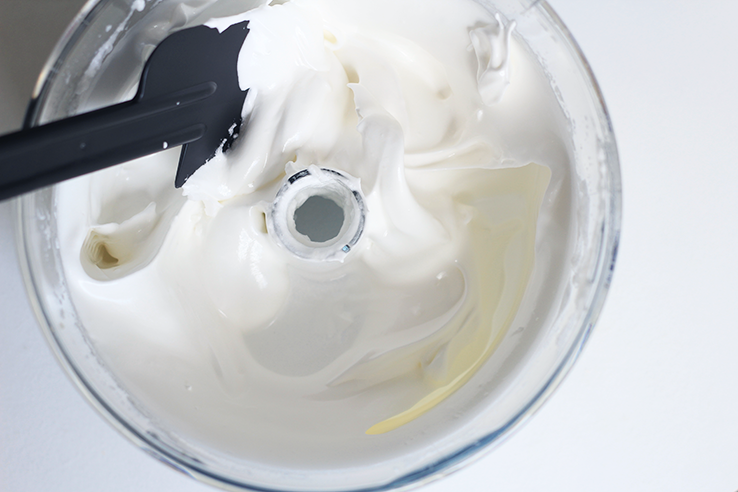 opgeklopte eiwitten suiker meringue