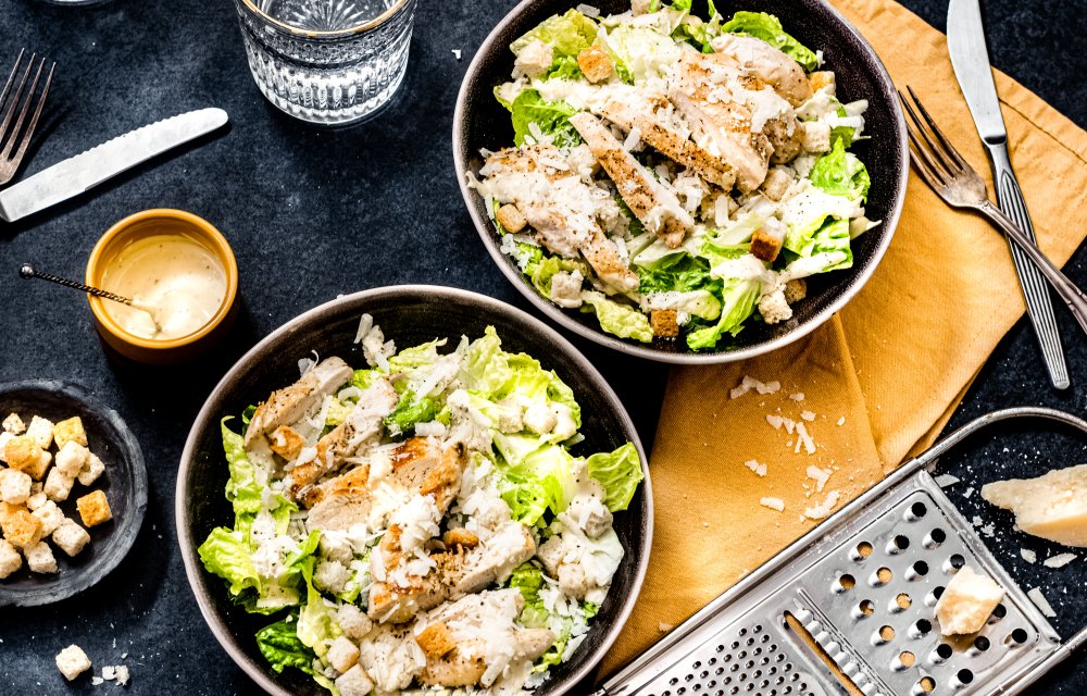 Caesar salade met gegrilde kip