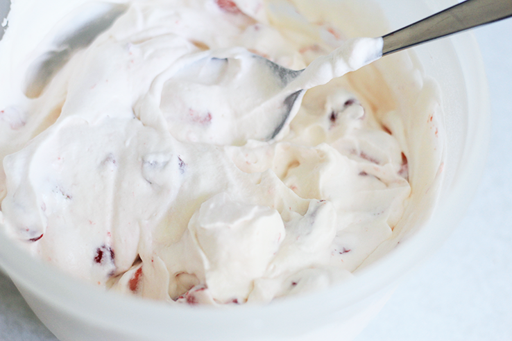 slagroom aardbeienmengsel