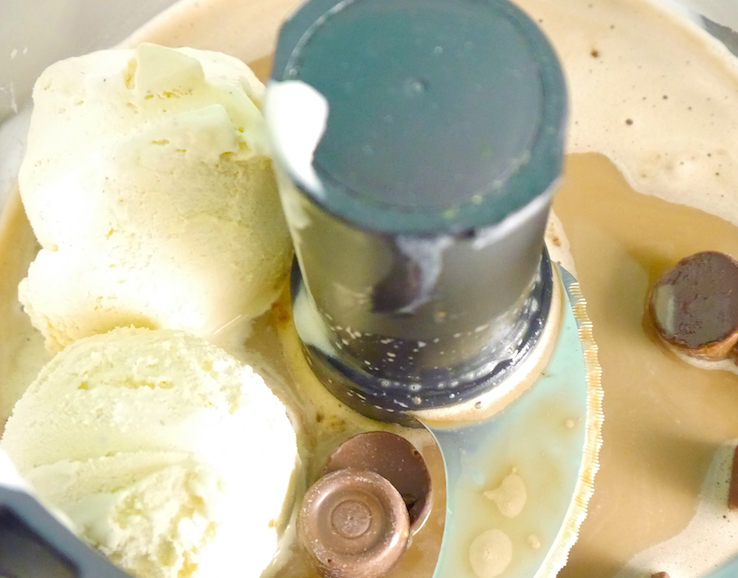 IJSKOFFIE MAKEN - CHICKSLOVEFOOD.COM