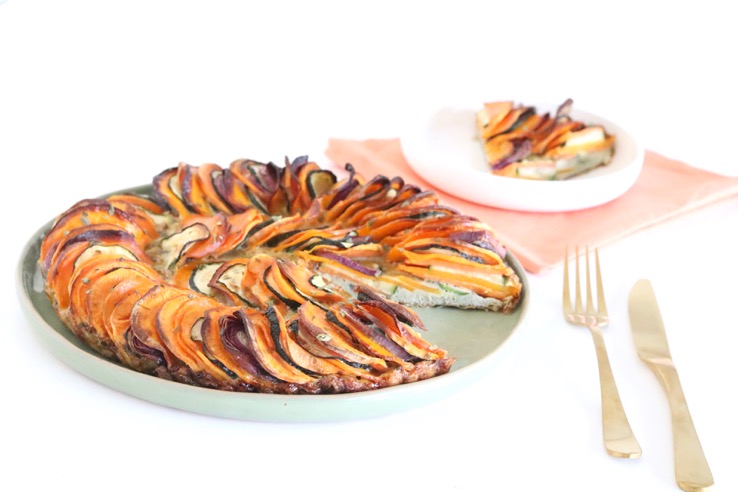 frittata-op-bord-met-bestek - Chickslovefood.com