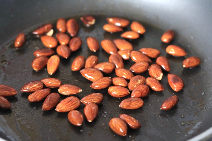 gebakken amandelen - Chickslovefood.com