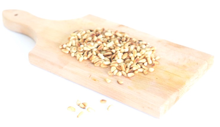 geroosterde pijnboompitjes - Chickslovefood.com