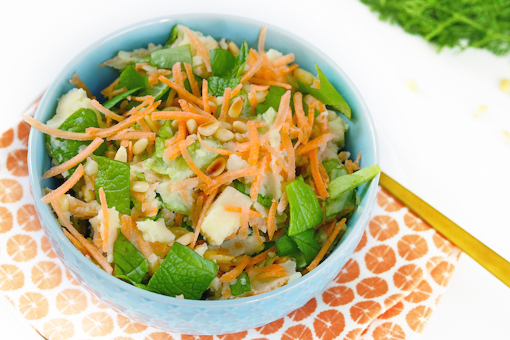 LENTESTAMPPOTJE MET WORTEL PIJNBOOMPITTEN EN KROPSLA - CHICKSLOVEFOOD.COM