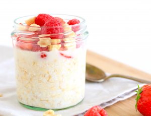 overnight oats met rood fruit CHICKSLOVEFOOD