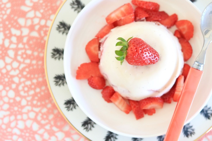 panna-cotta-met-aardbeien-2-chickslovefood
