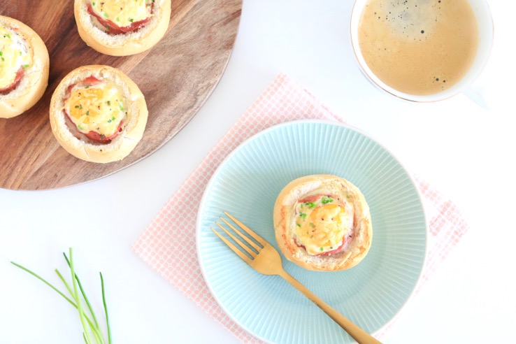 broodje-met-ei-boven-chickslovefood