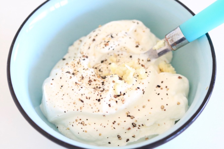 zelfgemaakte-knoflooksaus-chickslovefood