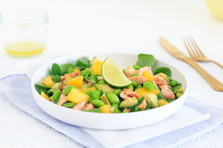 GEZONDE SALADE MET ZALM, MANGO EN AVOCADO CHICKSLOVEFOOD
