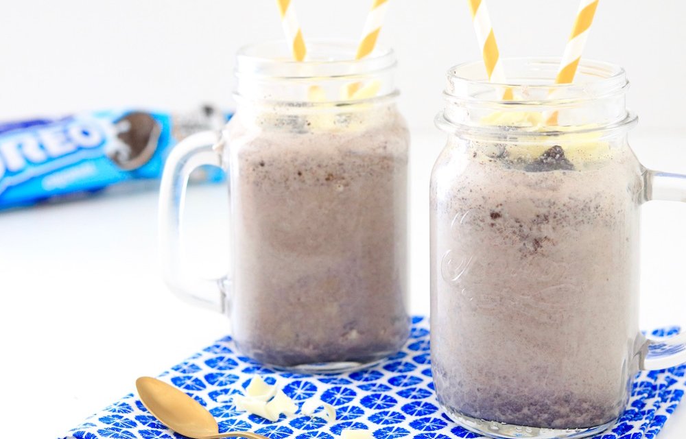 oreo-milkshake-mason-jar-chickslovefood