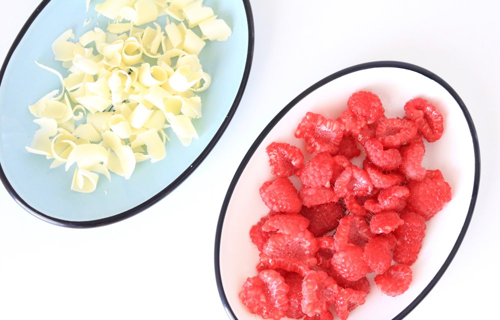 frambozen en witte chocolade krullen CHICKSLOVEFOOD