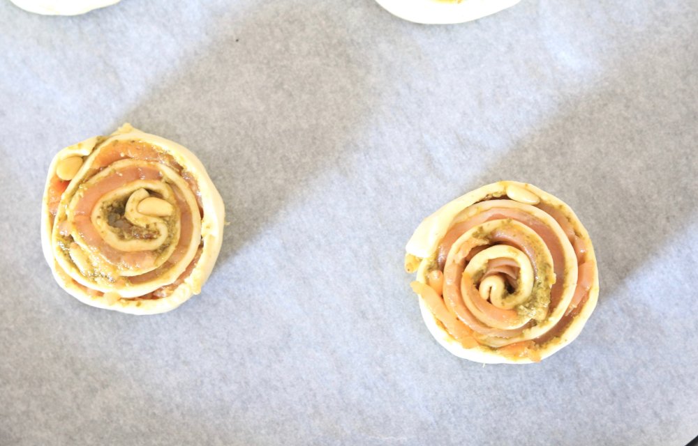 bladerdeeg rolletjes met zalm CHICKSLOVEFOOD