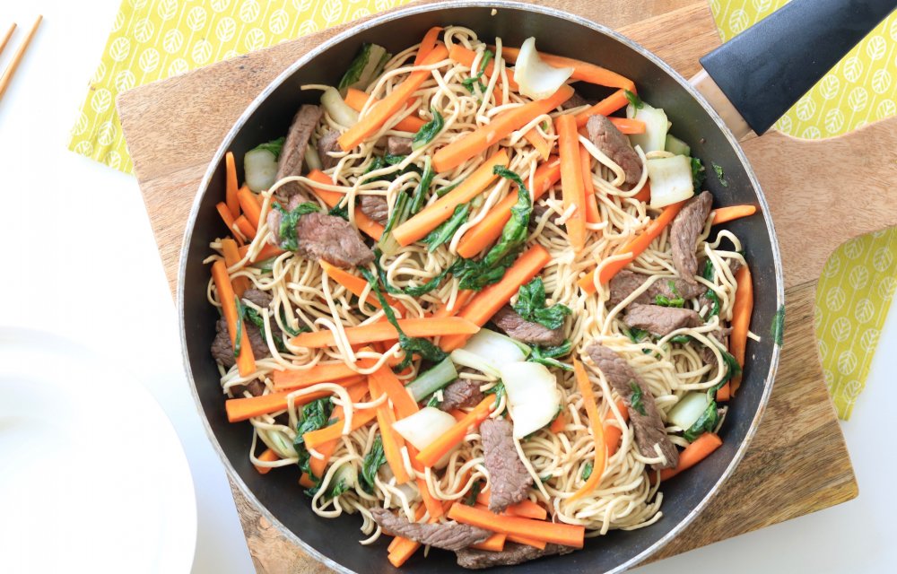 noedels met hoisinisaus CHICKSLOVEFOOD