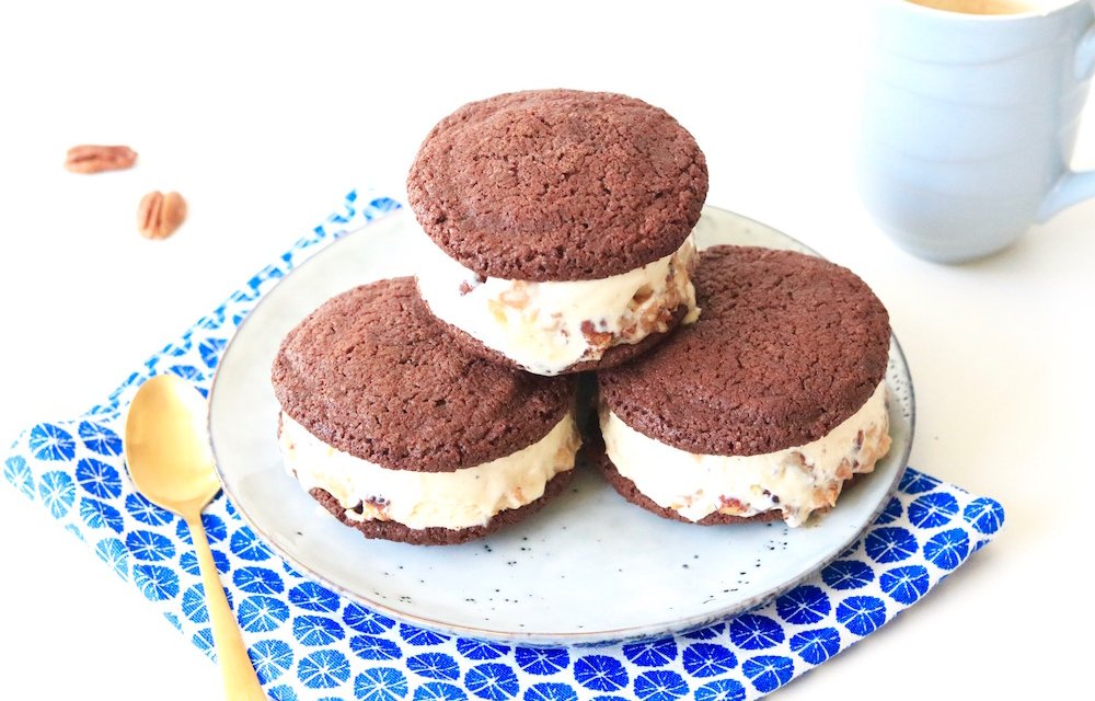 icecream-sandwiches-2-chickslovefood