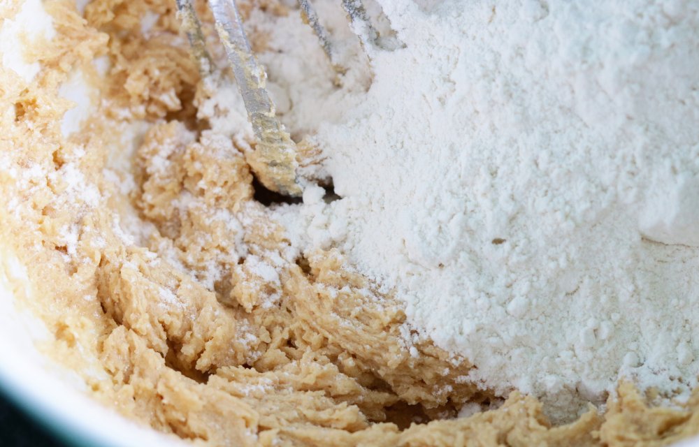 COOKIE DOUGH MENGSEL MET BLOEM - CHICKSLOVEFOOD