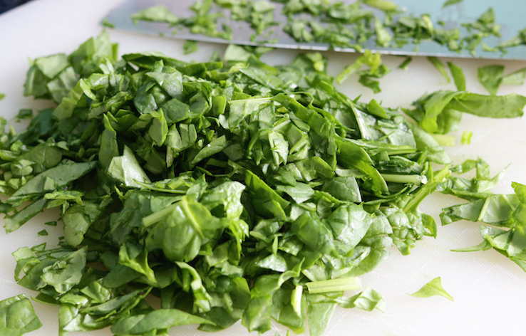 SPINAZIE FIJNHAKKEN - CHICKSLOVEFOOD