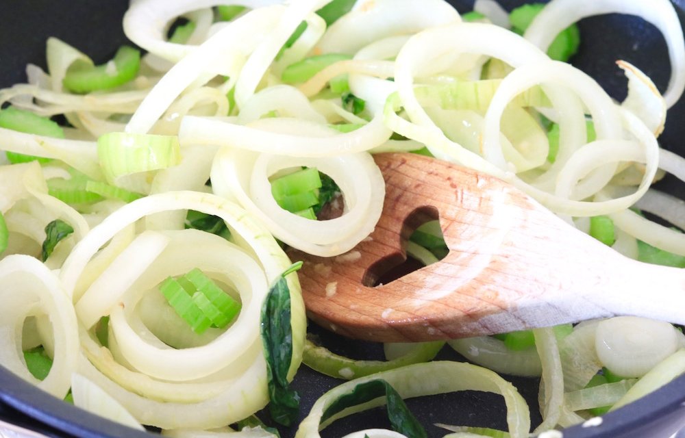 UI-BLEEKSELDERIJ-BAKKEN-CHICKSLOVEFOODA