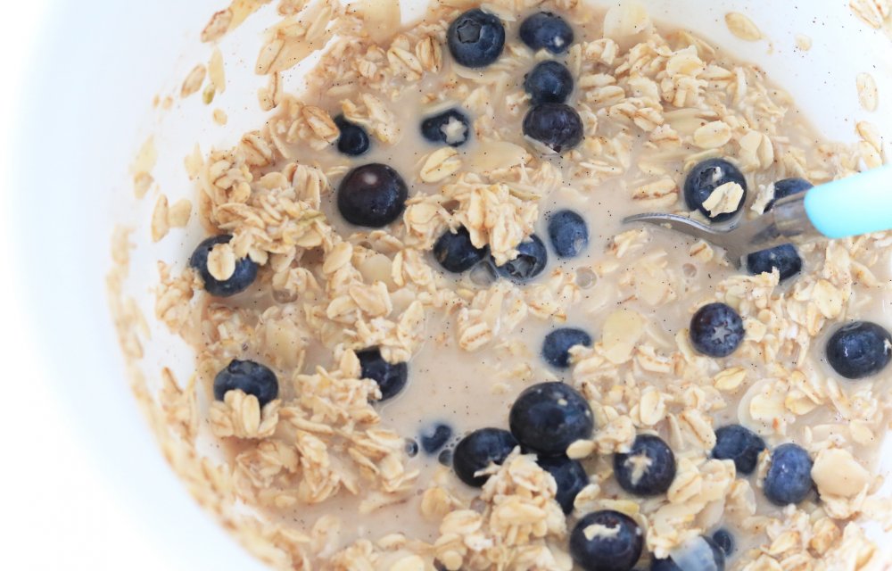 Baked oats met blauwe bessen