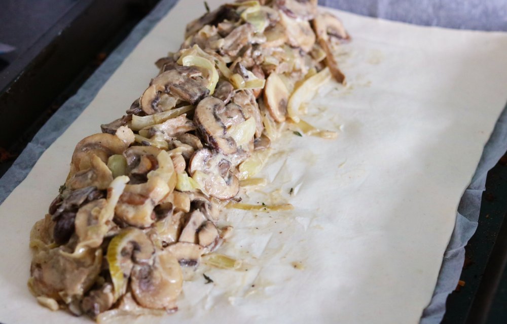 BLADERDEEG MET CHAMPIGNON VULLING - CHICKSLOVEFOOD