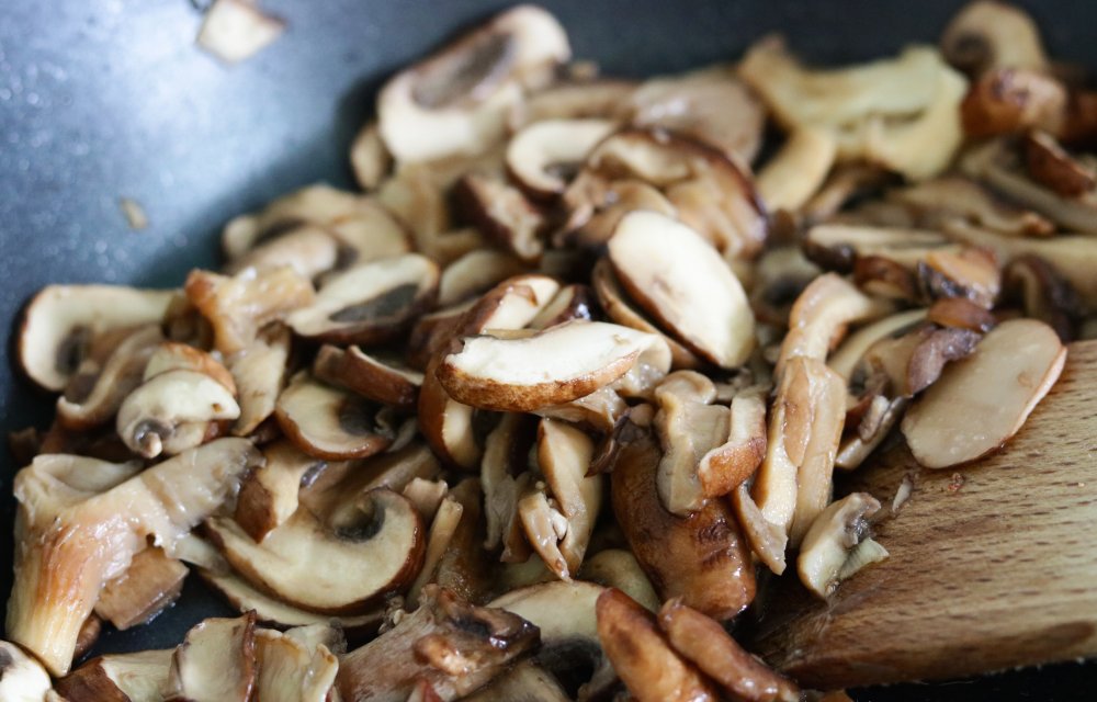 GEBAKKEN CHAMPIGNONS - CHICKSLOVEFOOD