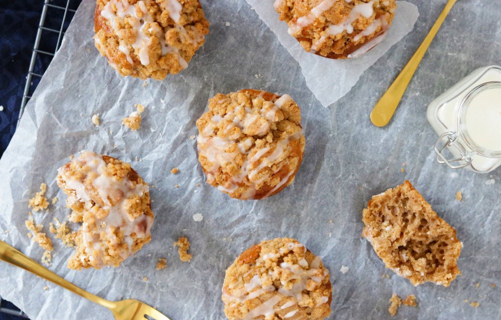 KANEEL CRUMBLE MUFFINS MET ICING - CHICKSLOVEFOOD