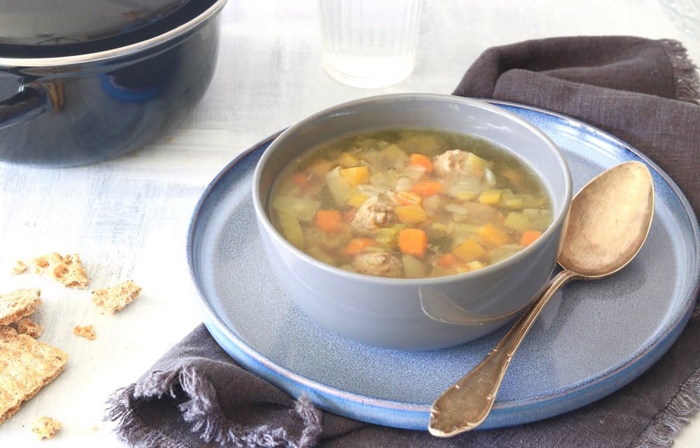 groentesoep-bord-zij-chickslovefood