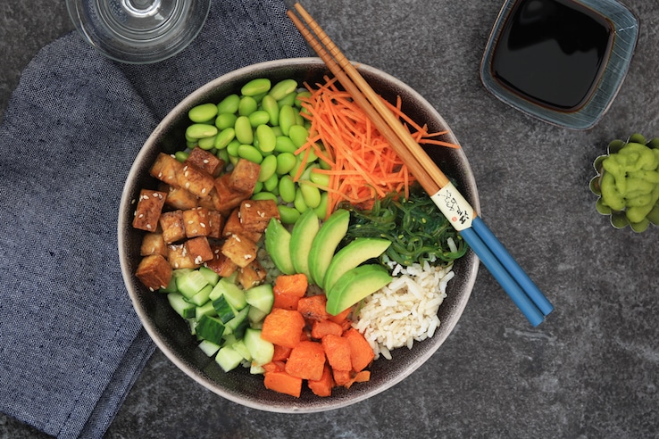 RECEPT VEGA POKE BOWL MET POMPOEN EN TOFU - CHICKSLOVEFOOD