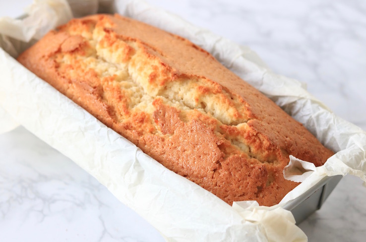 champagne cake CHICKSLOVEFOOD