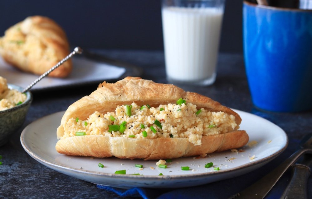 croissant-met-roerei1-chickslovefood