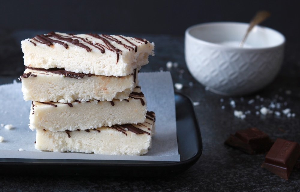 kokosbars-3ingredienten2-chickslovefood