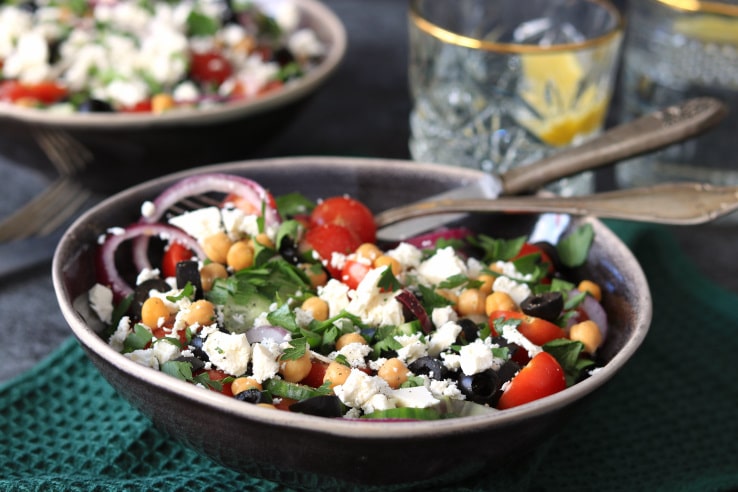 griekse-kikkererwtensalade-zijkant-chickslovefood