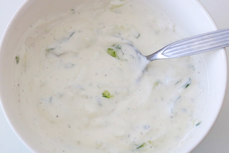 tzatziki1-chickslovefood-1