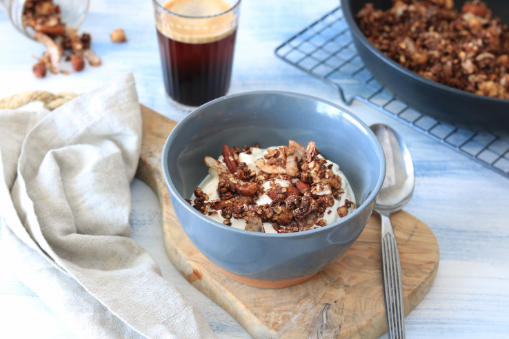 Chocolade granola uit de pan