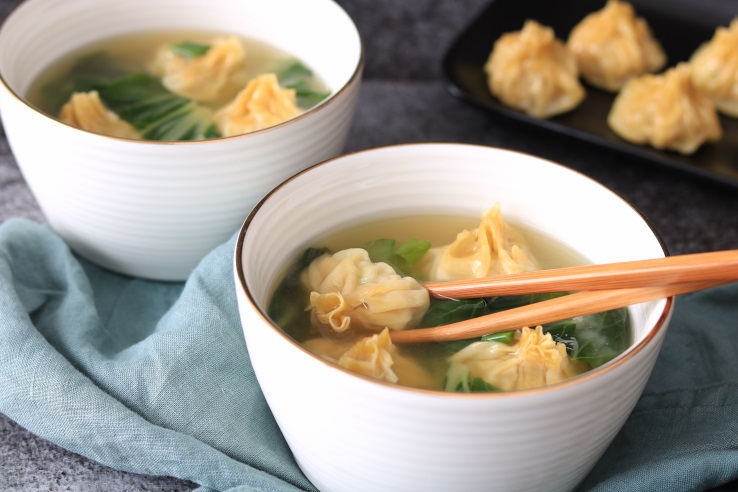 miso-soep-wontons-zijkant-chickslovefood