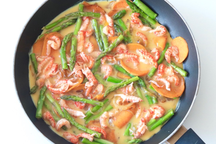 omelet-zoete-aardappels-asperges-rivierkreeftjes-chickslovefood