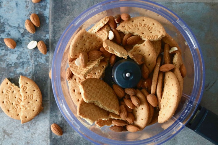 cheesecake-bodem-maken-chickslovefood