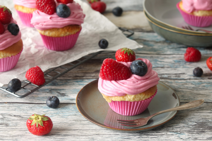 barbie-cupcake-3-chickslovefood