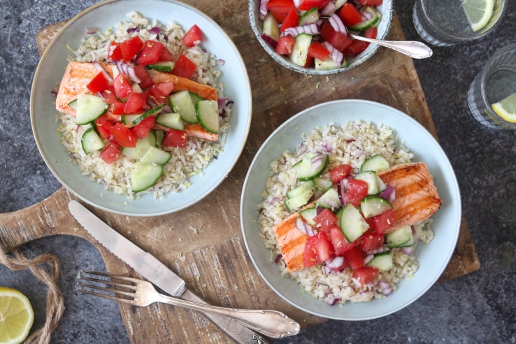 gegrilde-zalm-gebakken-rijst-bovenkant-chickslovefood